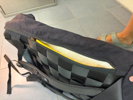 Airpaq Rucksack Rolltop BIQ · 35 L Volumen - schwarz